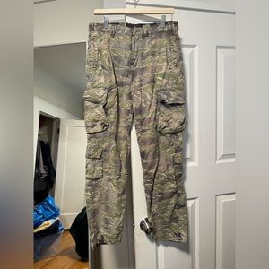 JOHN ELLIOT CAMO CARGO PANTS